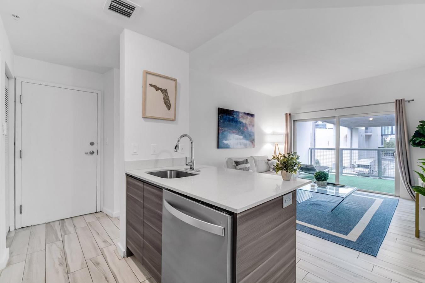 Lovely Unit Mins From Wynwood With Free Parking Маями Екстериор снимка